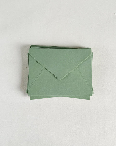 Busta in carta cotone artigianale 140*190mm da 150gsm - Verde Timo